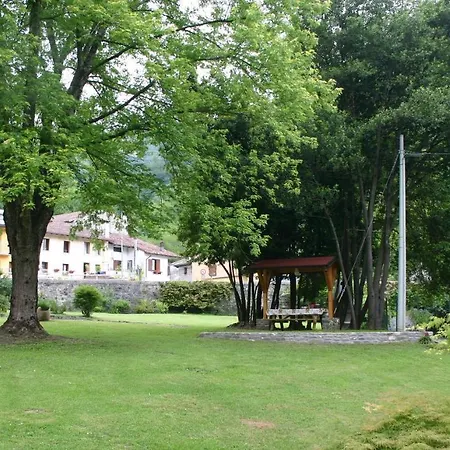 Holiday home Pikes
